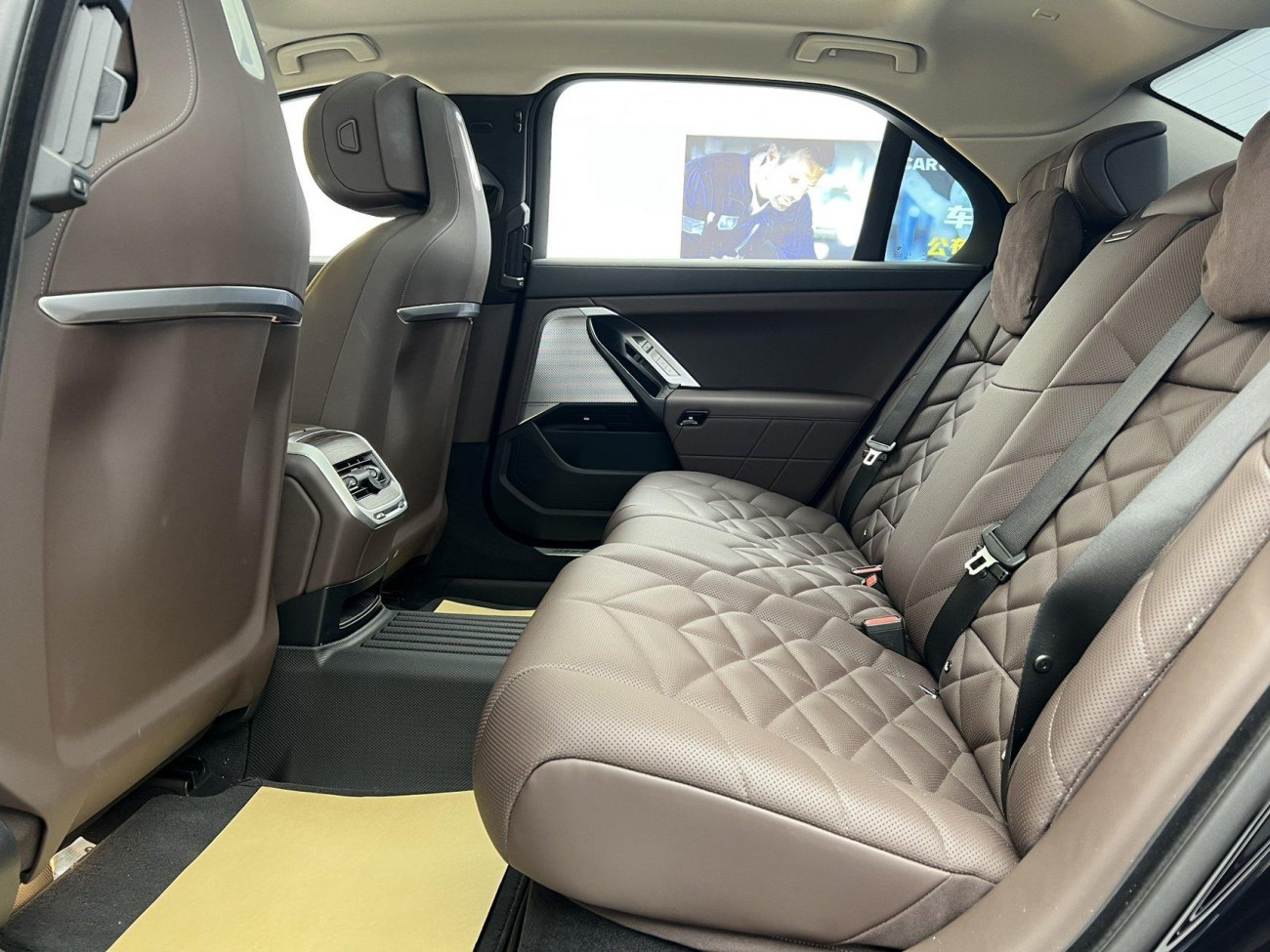 BMW 735Li 2023