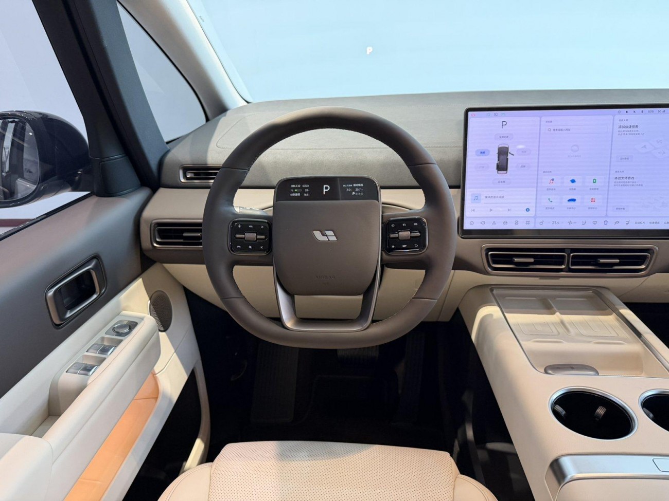 Li Auto MEGA 2025