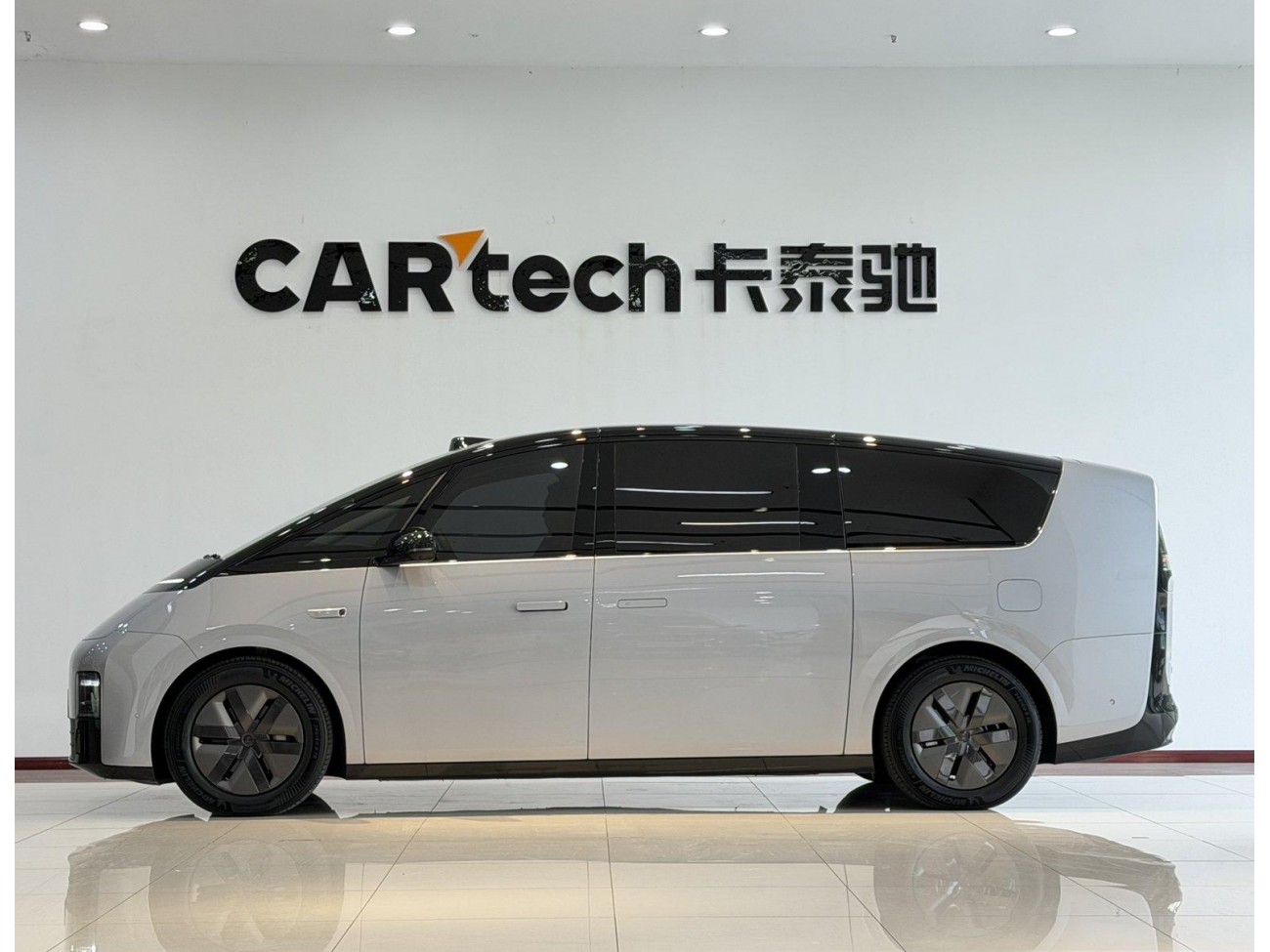 Li Auto MEGA 2025