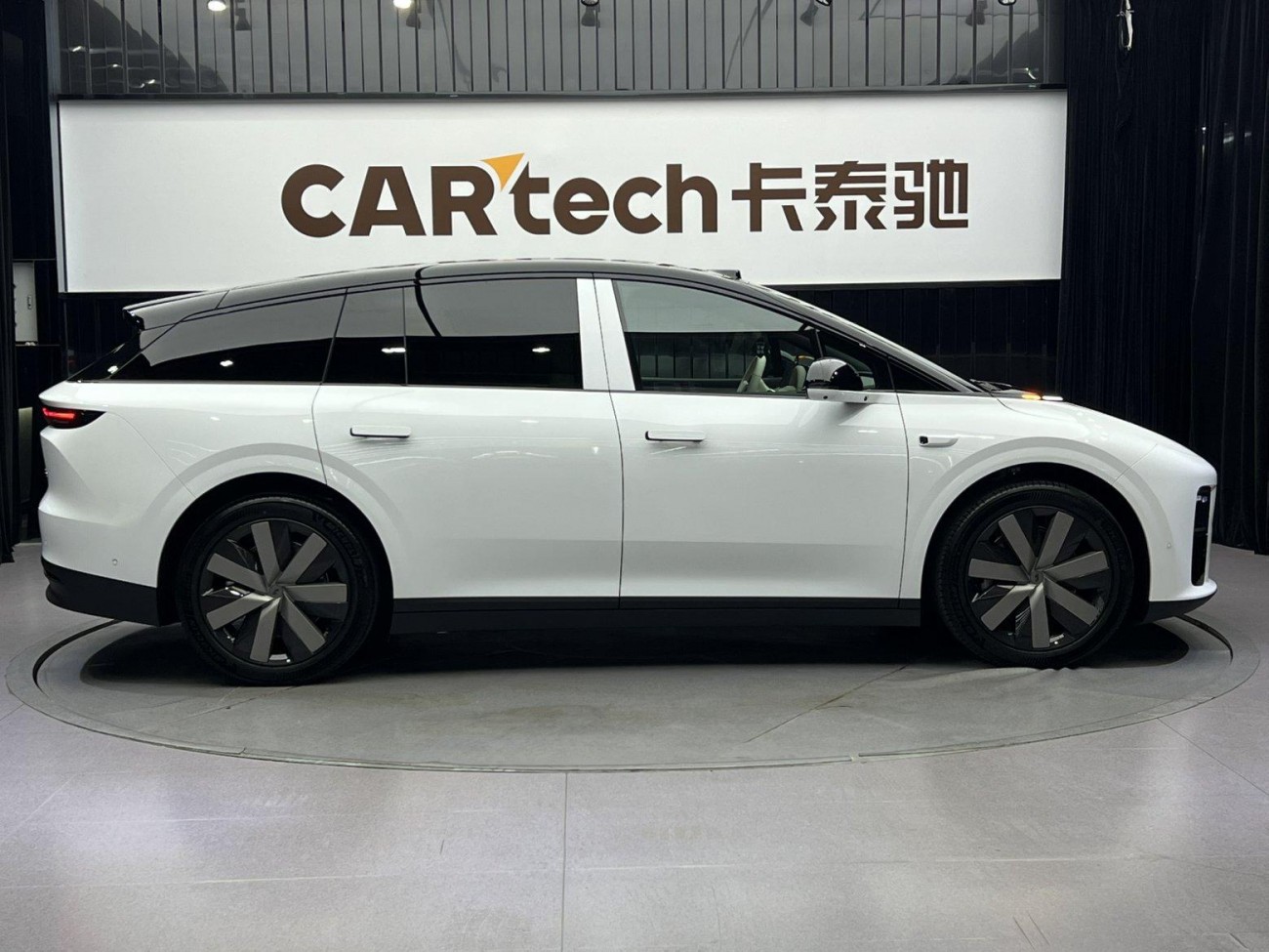 Li Auto i6 2026