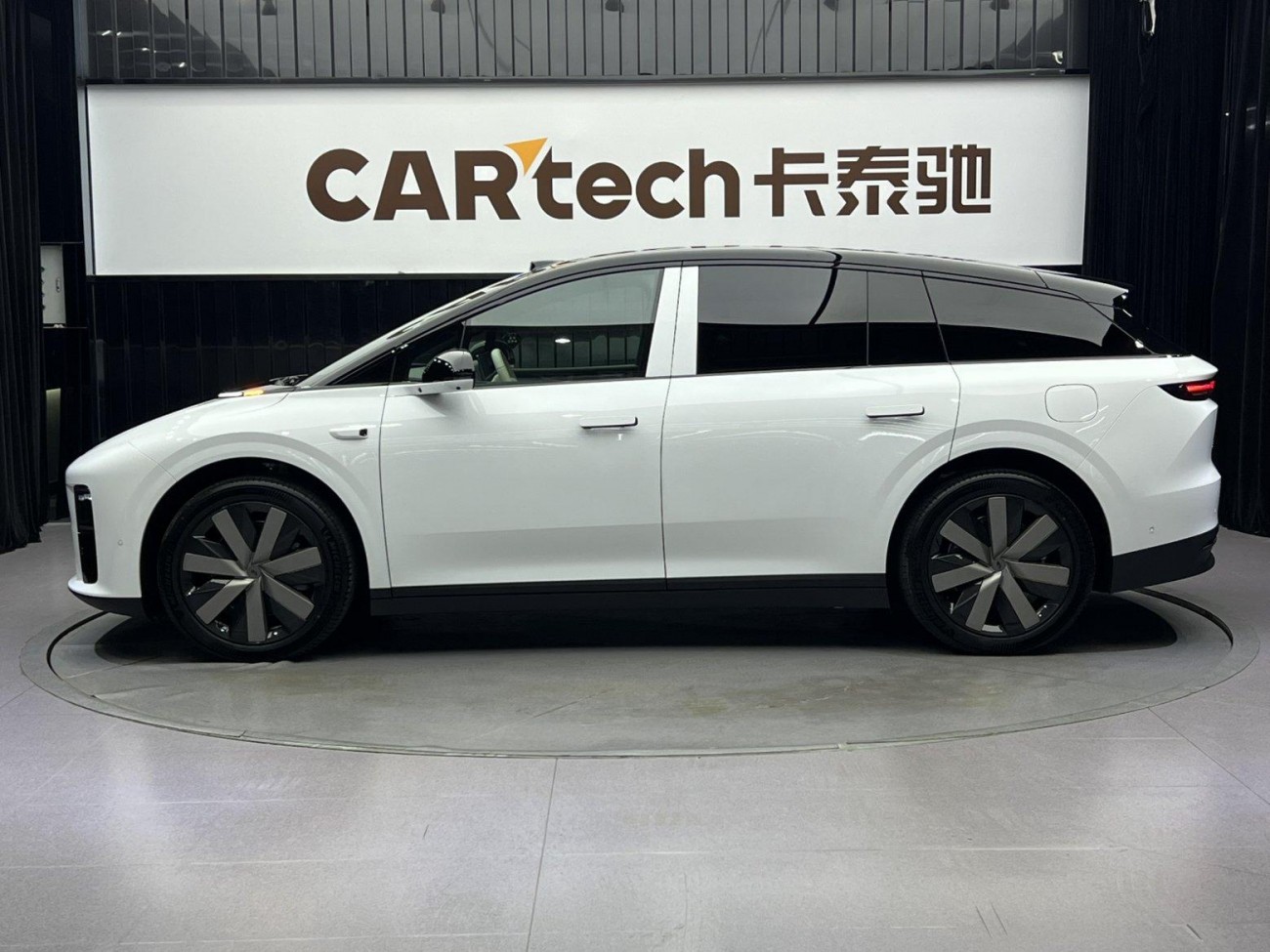 Li Auto i6 2026
