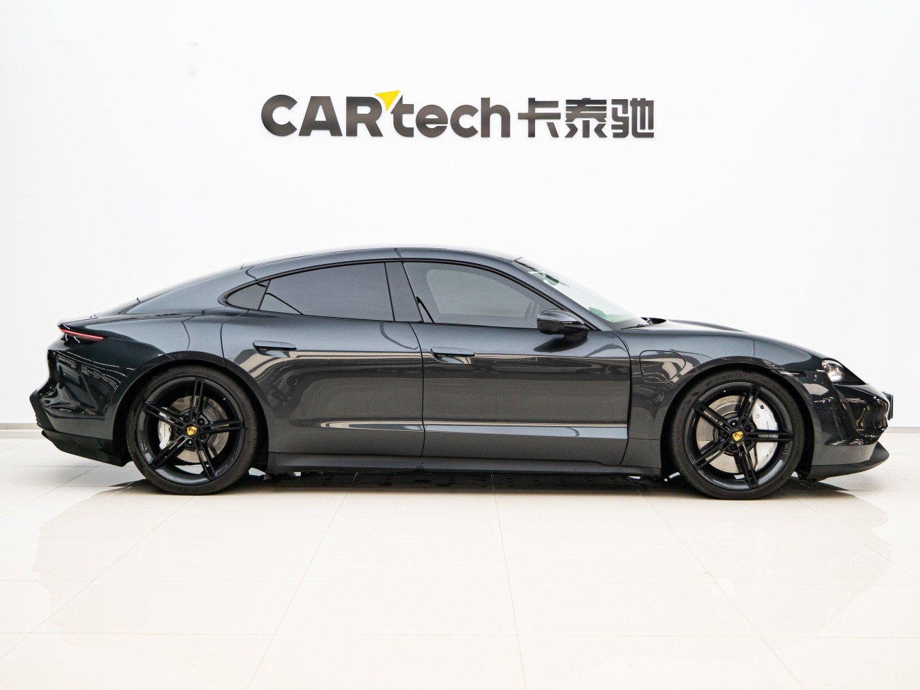 Porsche Taycan 2020