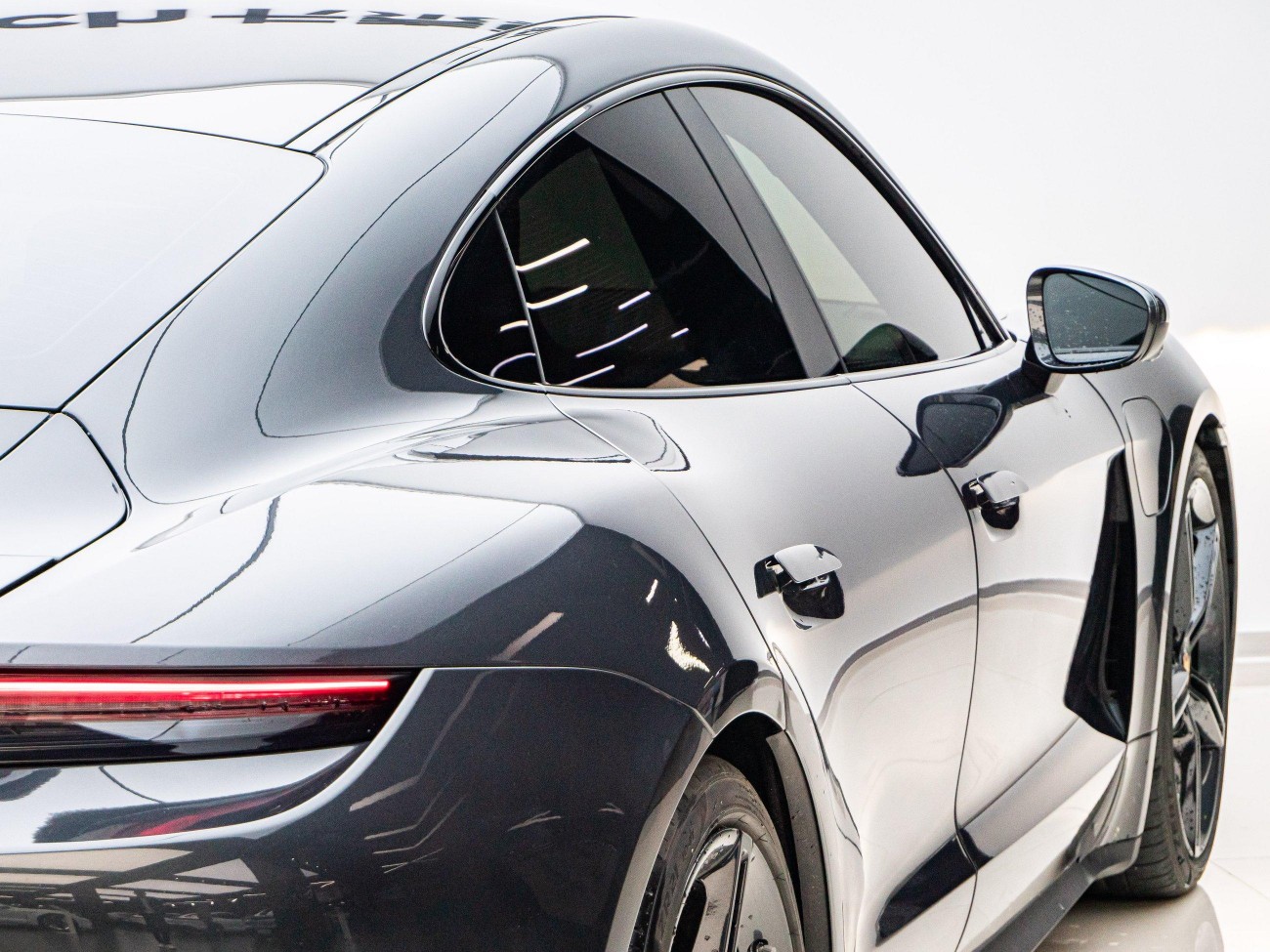 Porsche Taycan 2020