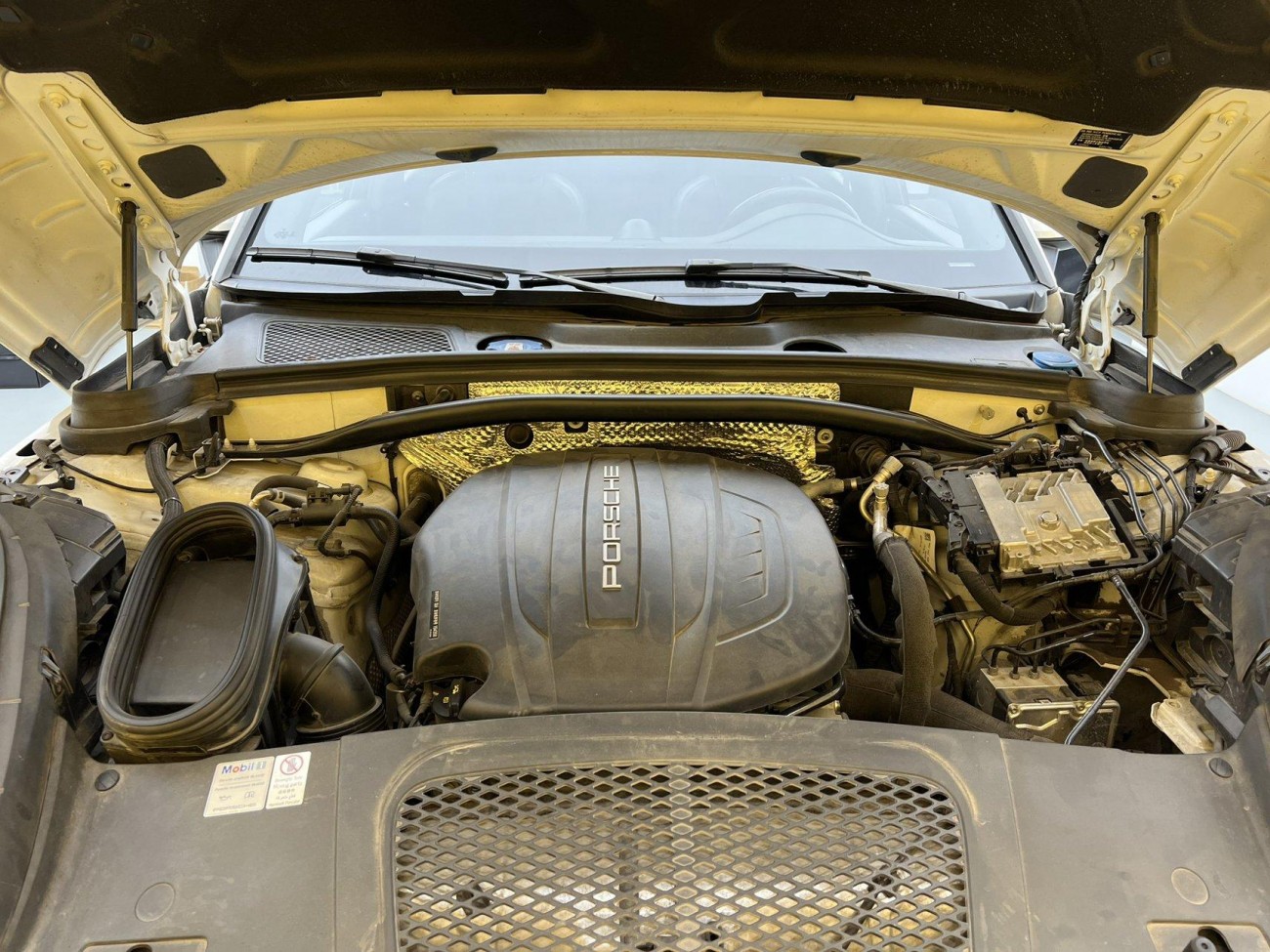 Porsche Macan 2021