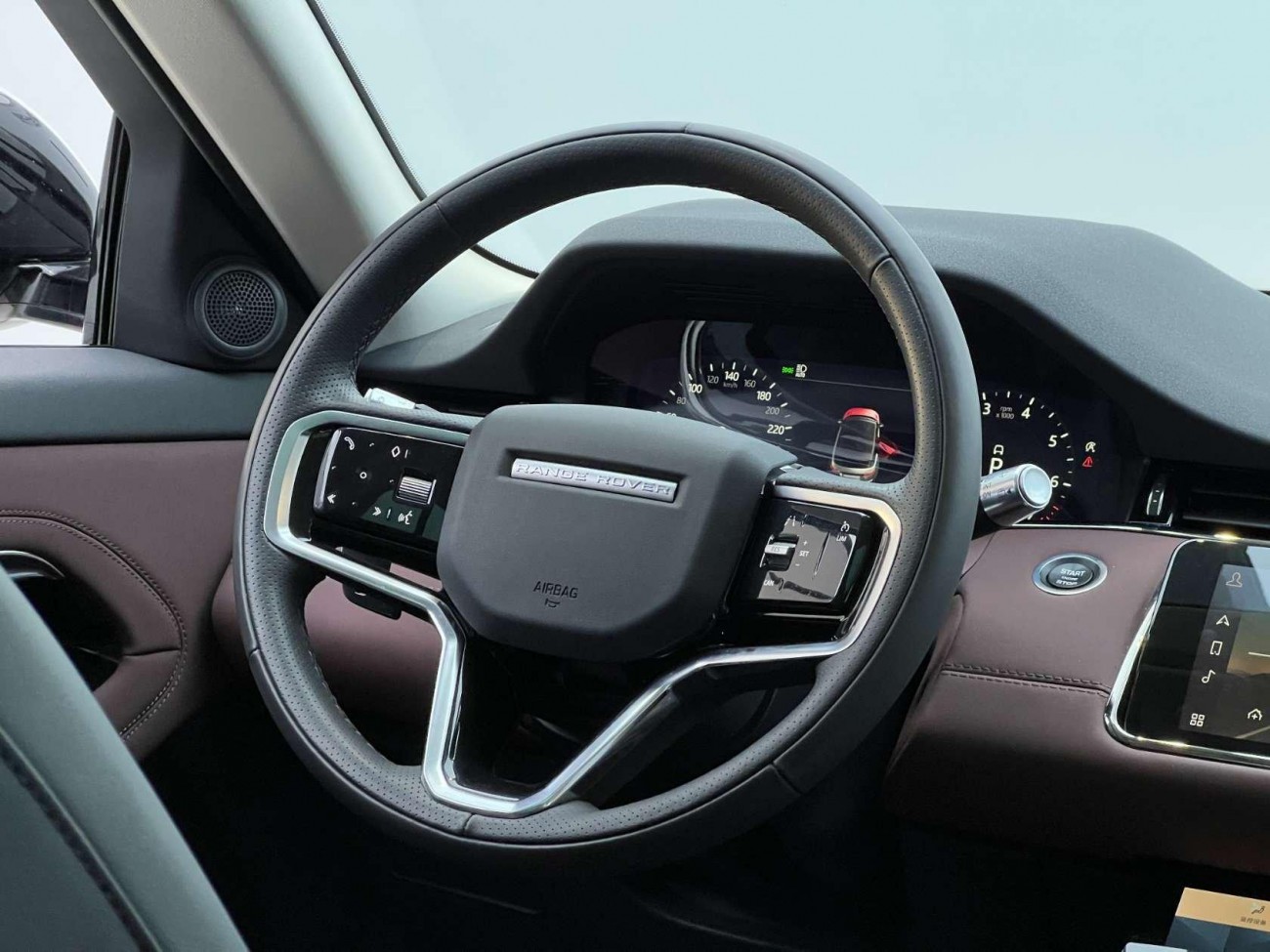 Land Rover Range Rover 2023