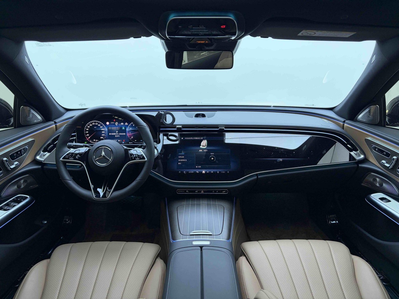 Mercedes-Benz E 300 L 2025