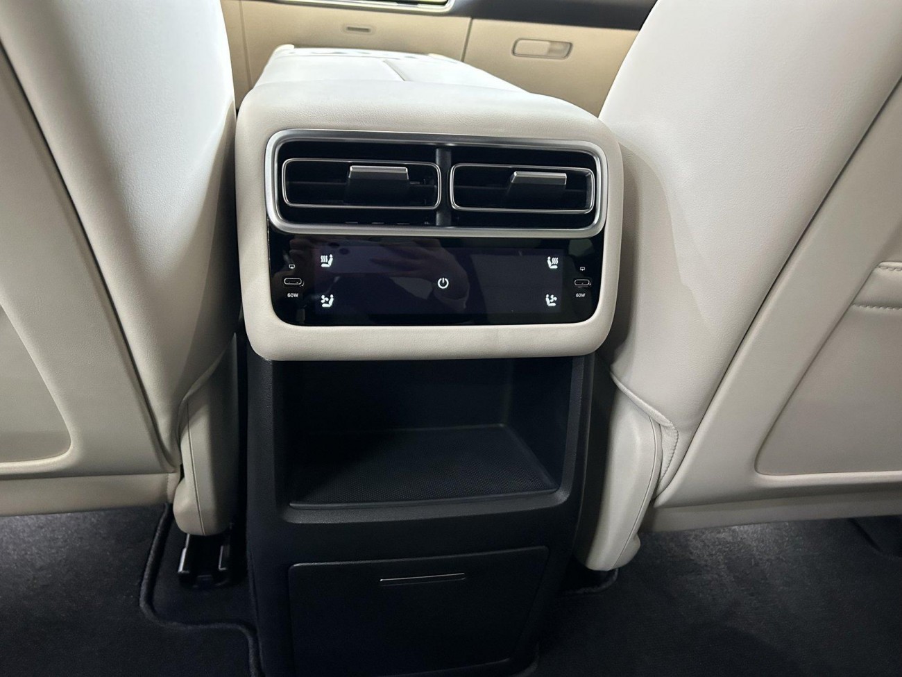 Li Auto L6 2024