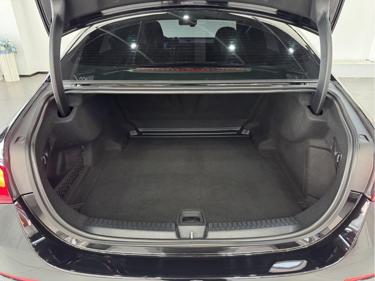 Mercedes-Benz E 300 L 2024