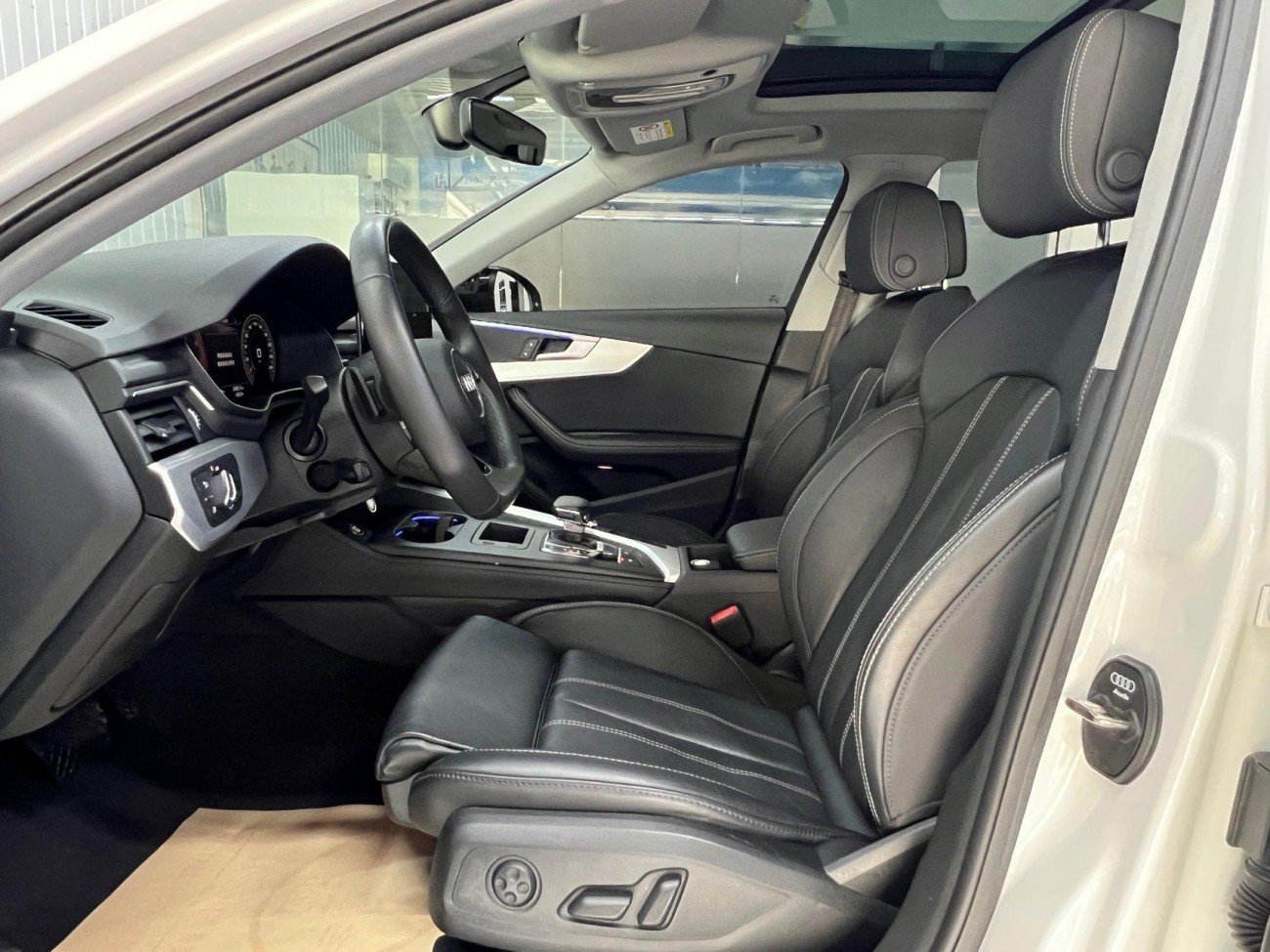 Audi A4L 40 TFSI 2023
