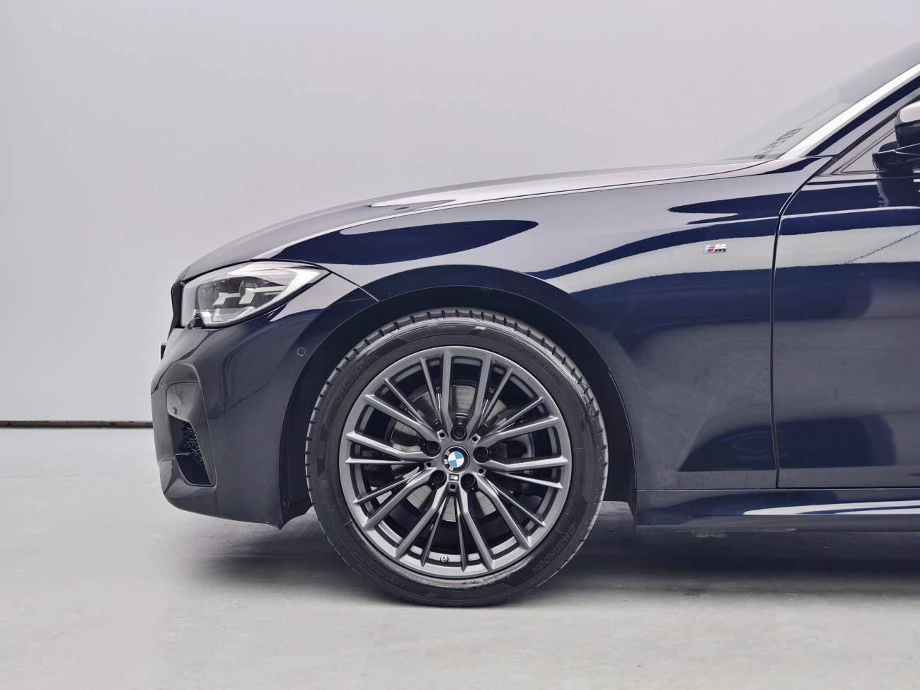 BMW 325Li 2022