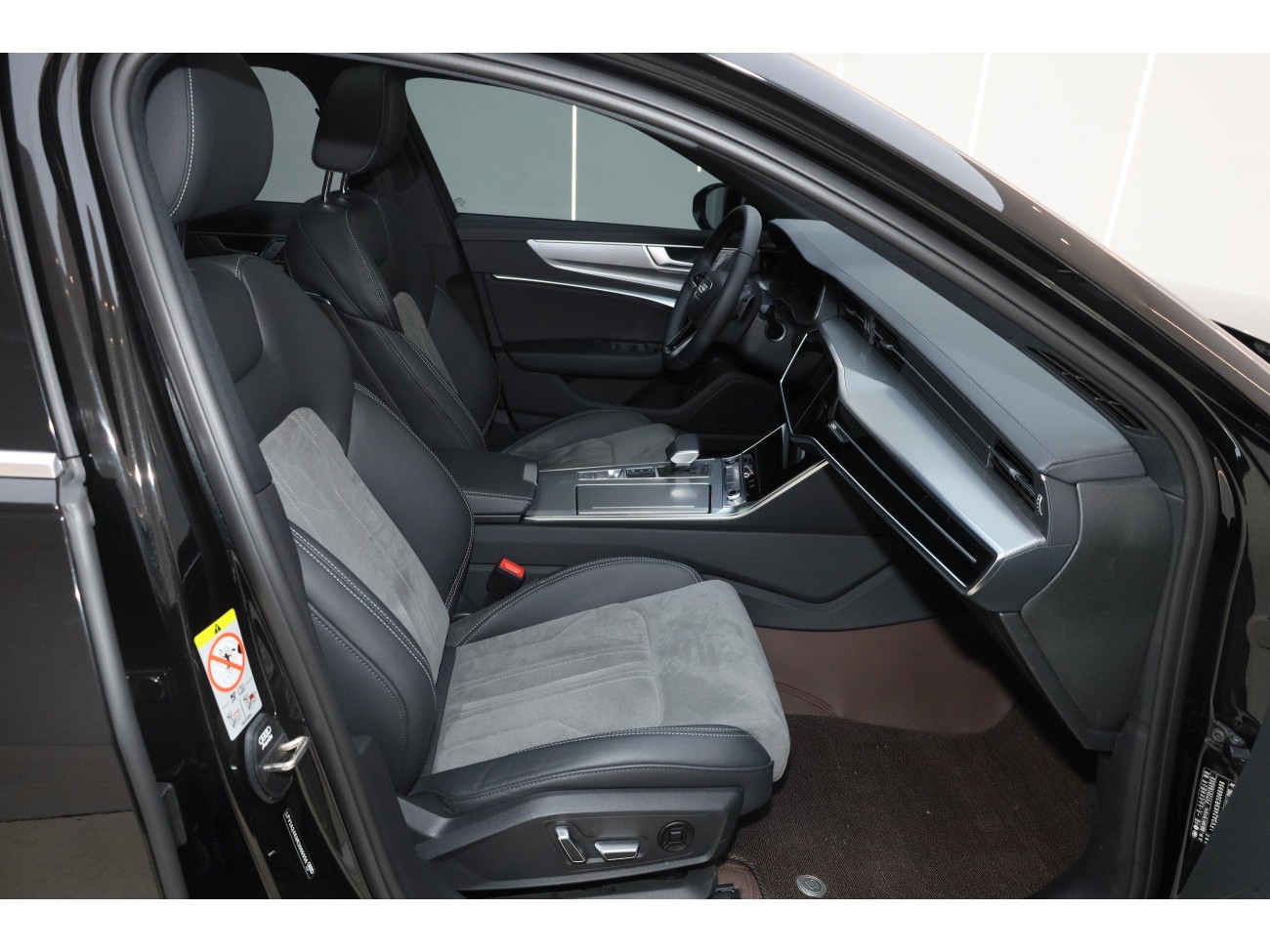 Audi A6L 45 TFSI 2024