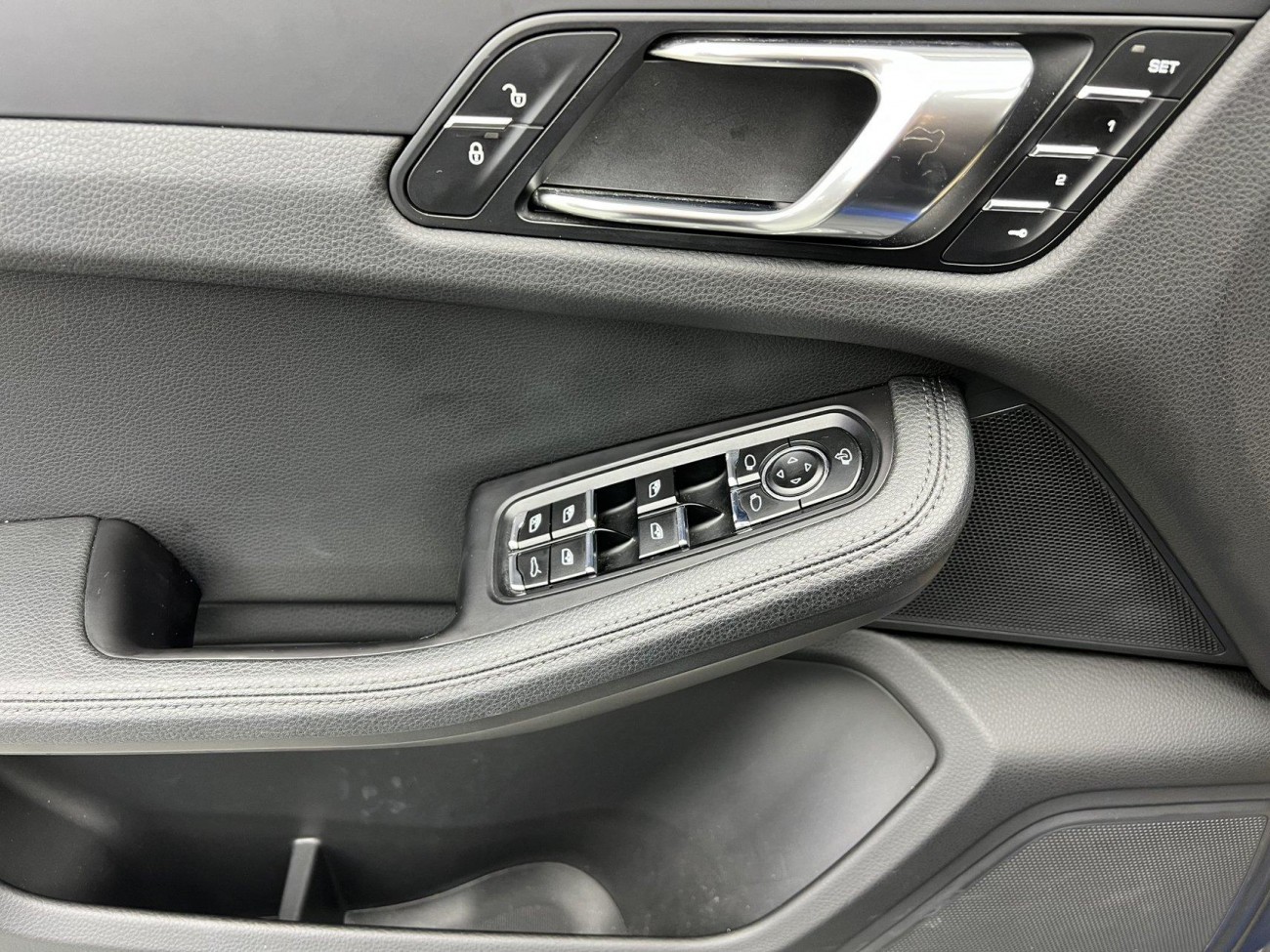 Porsche Macan 2016