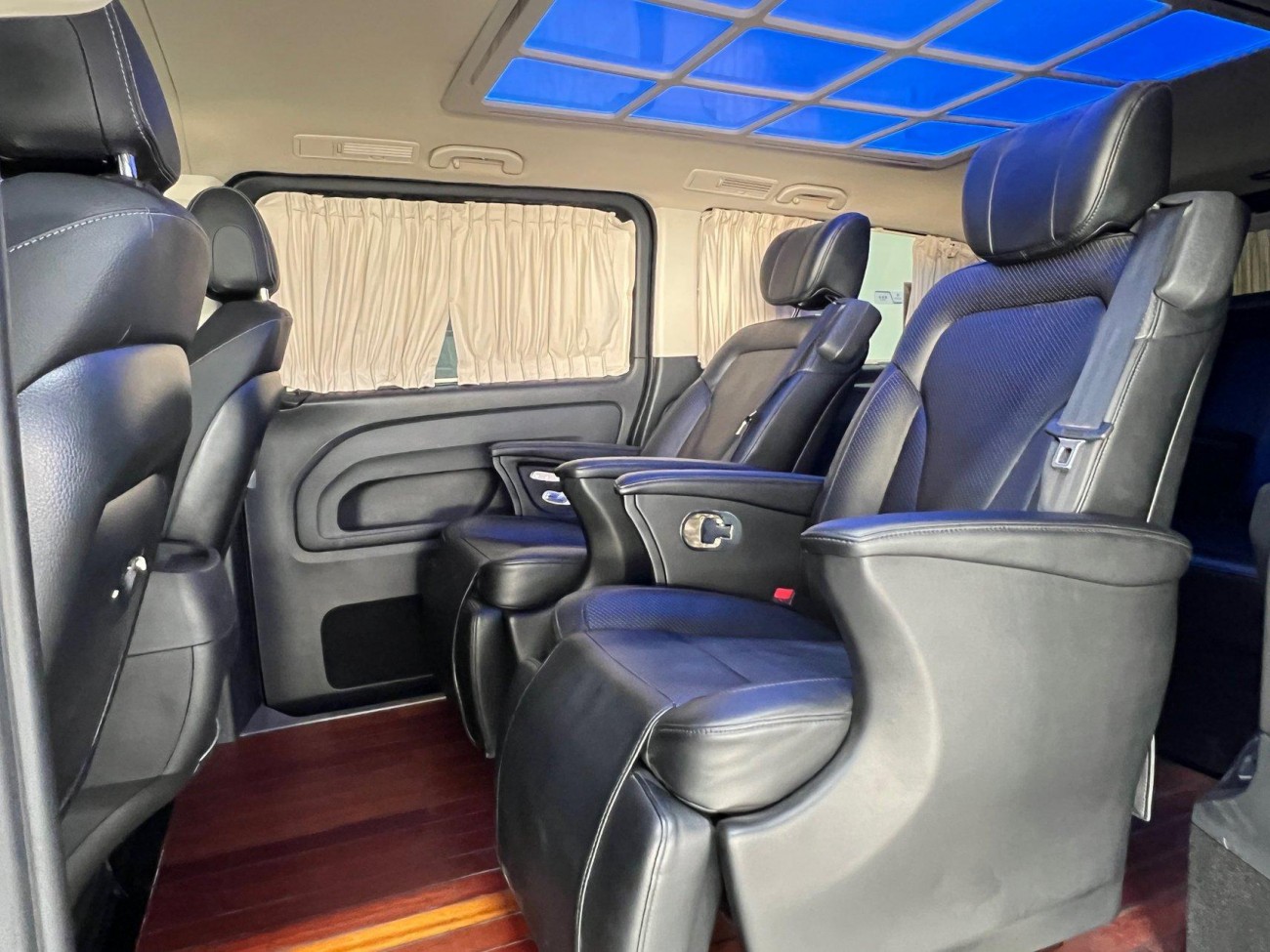Mercedes-Benz 2018 2019