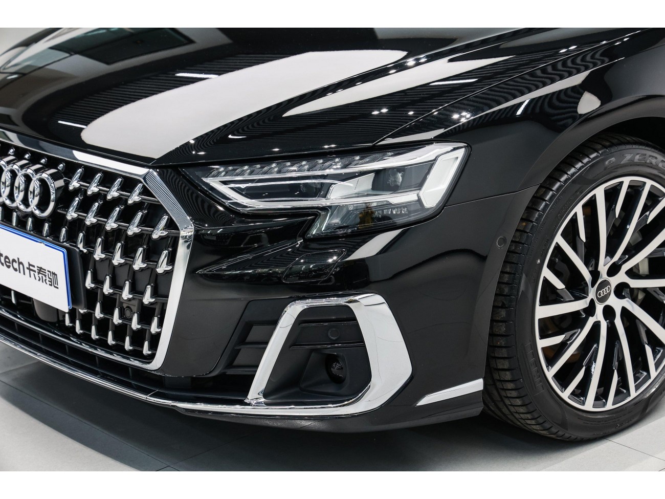 Audi A8L 55 TFSI 2024