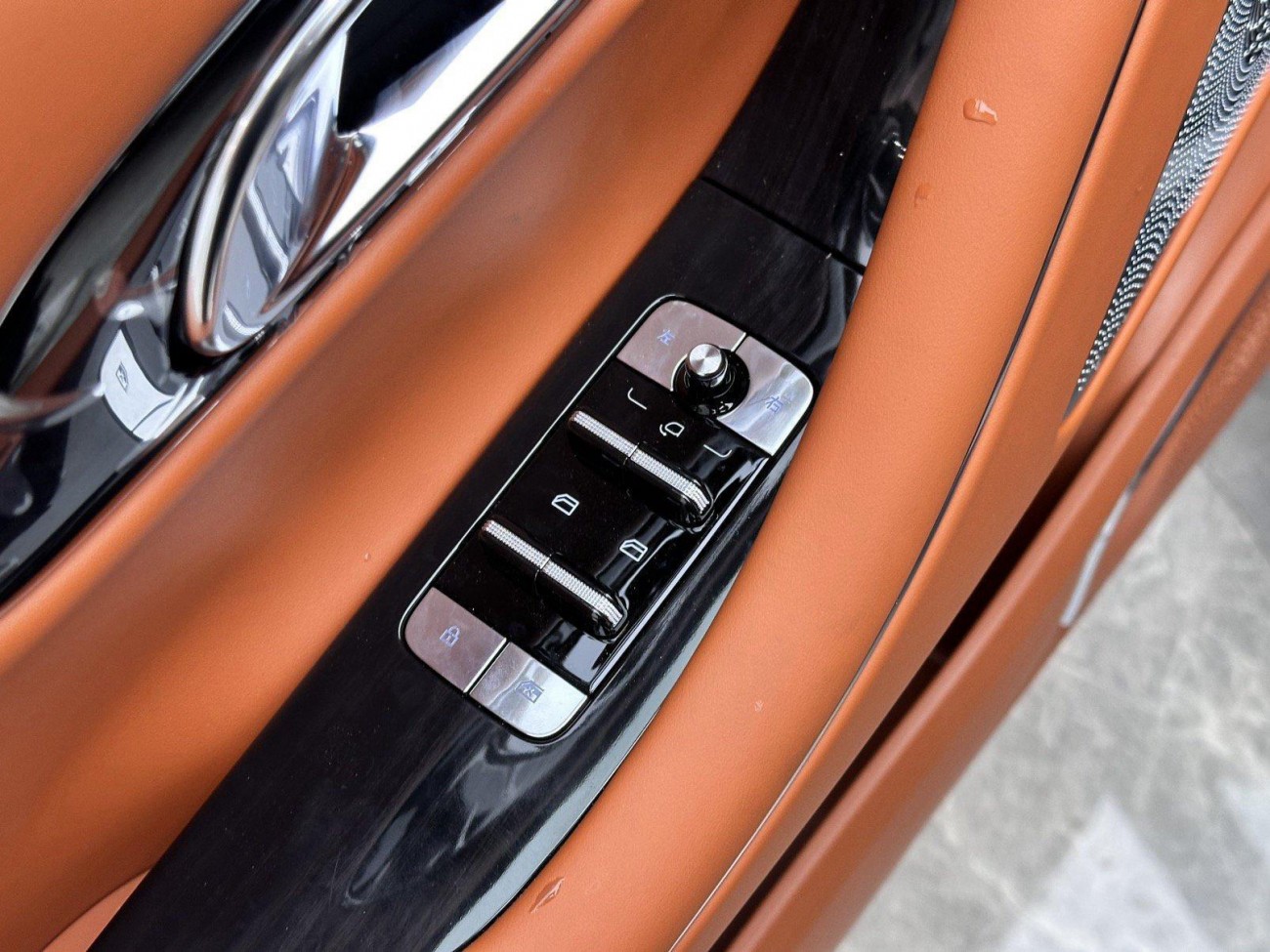 Geely Galaxy M9 2025