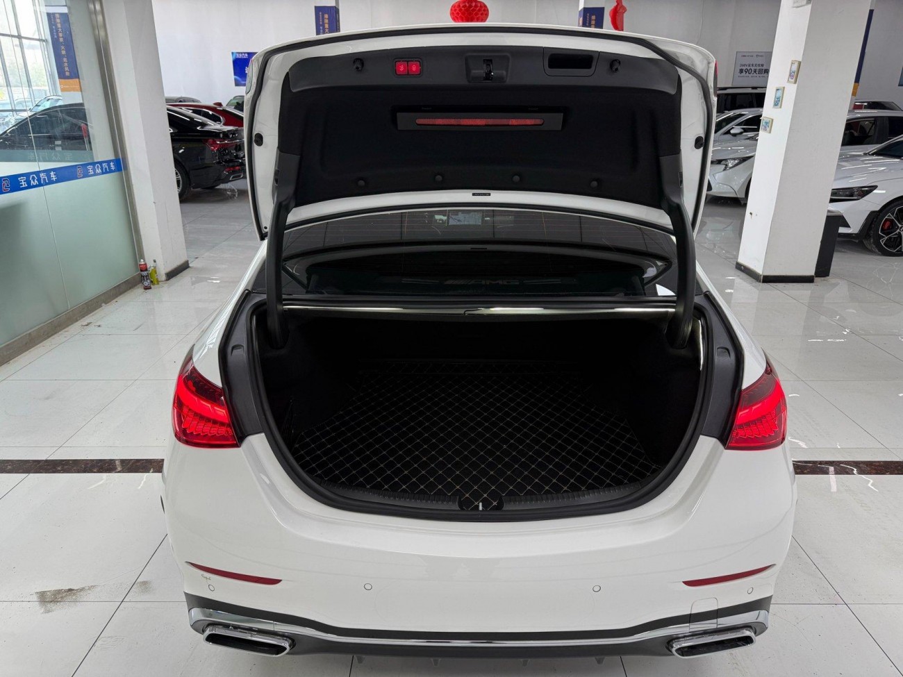 Mercedes-Benz C 260 L 2024