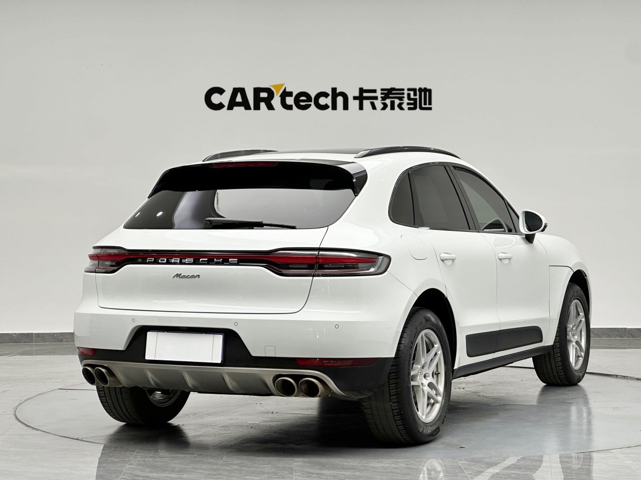 Porsche Macan 2021