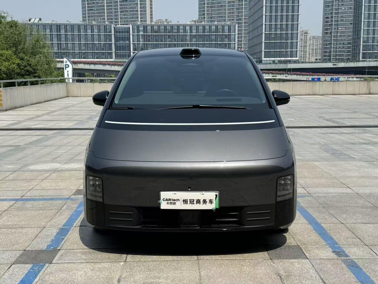 Li Auto MEGA 2025