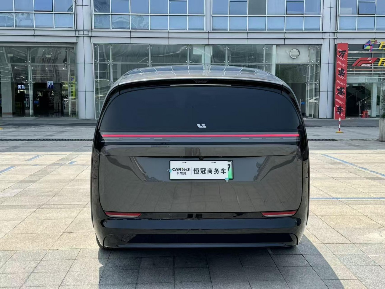 Li Auto MEGA 2025