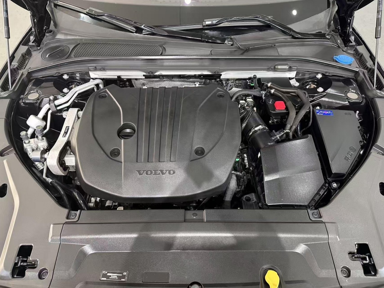 Volvo S90 2023