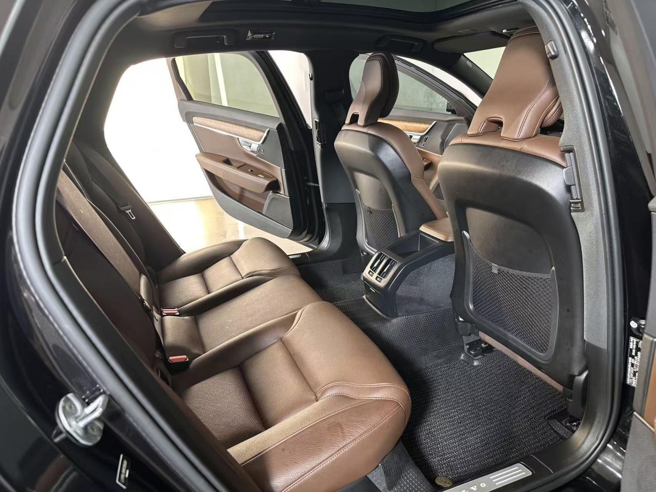 Volvo S90 2023