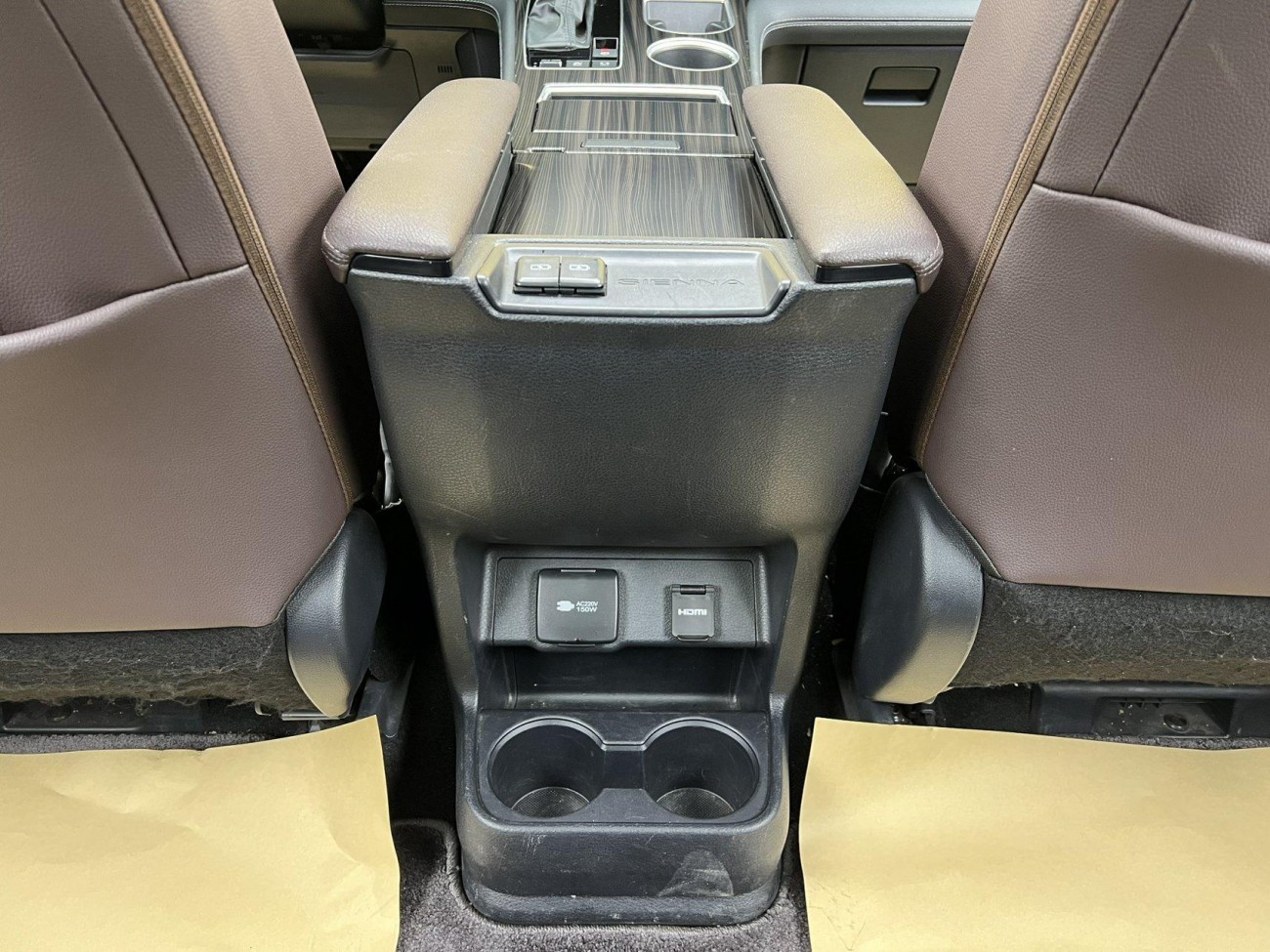 Toyota Sienna 2024