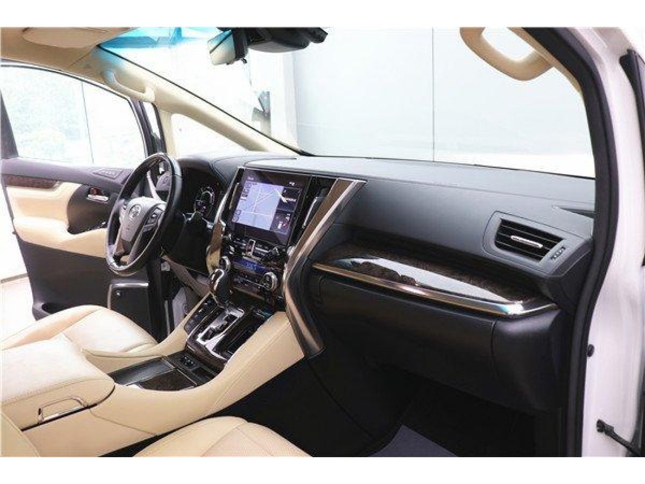 Toyota Vellfire 2021