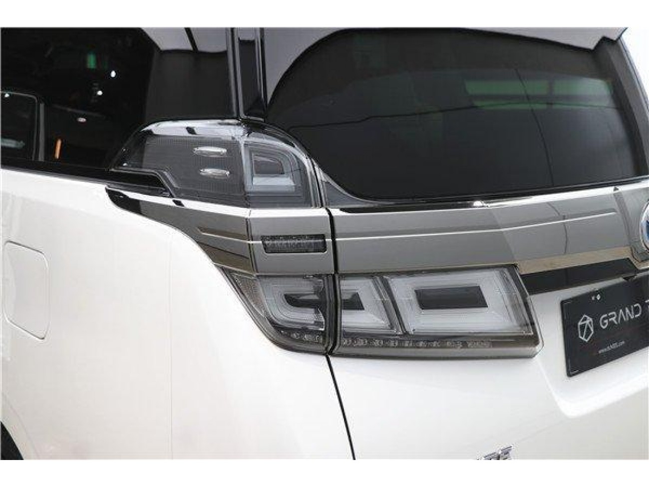 Toyota Vellfire 2021