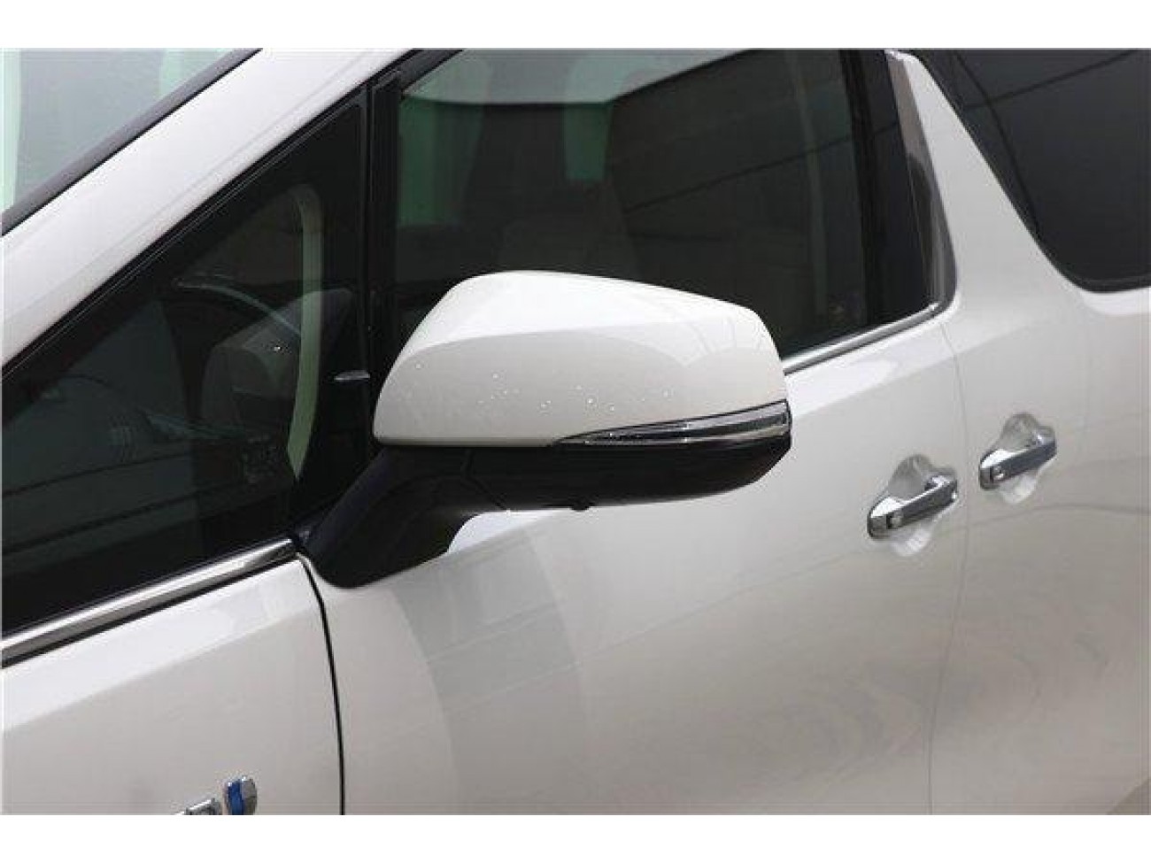 Toyota Vellfire 2021