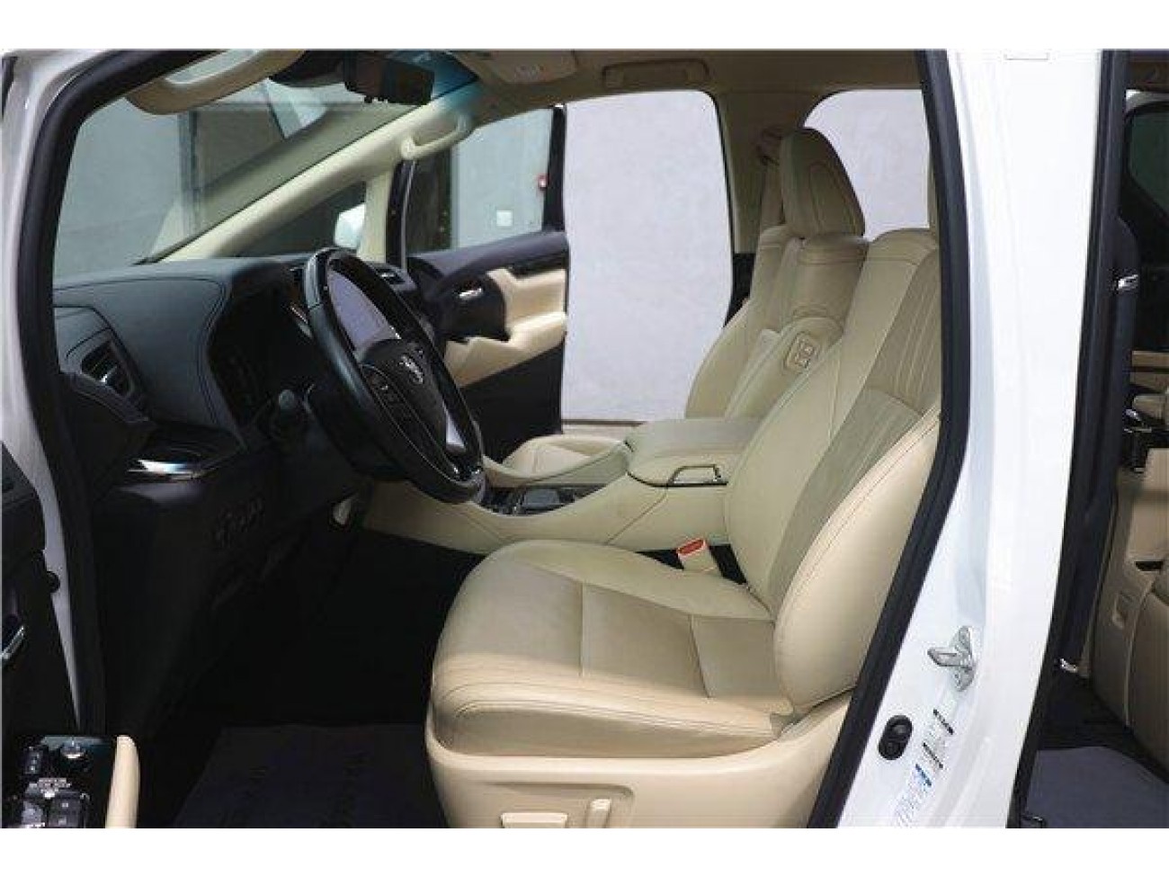 Toyota Vellfire 2021