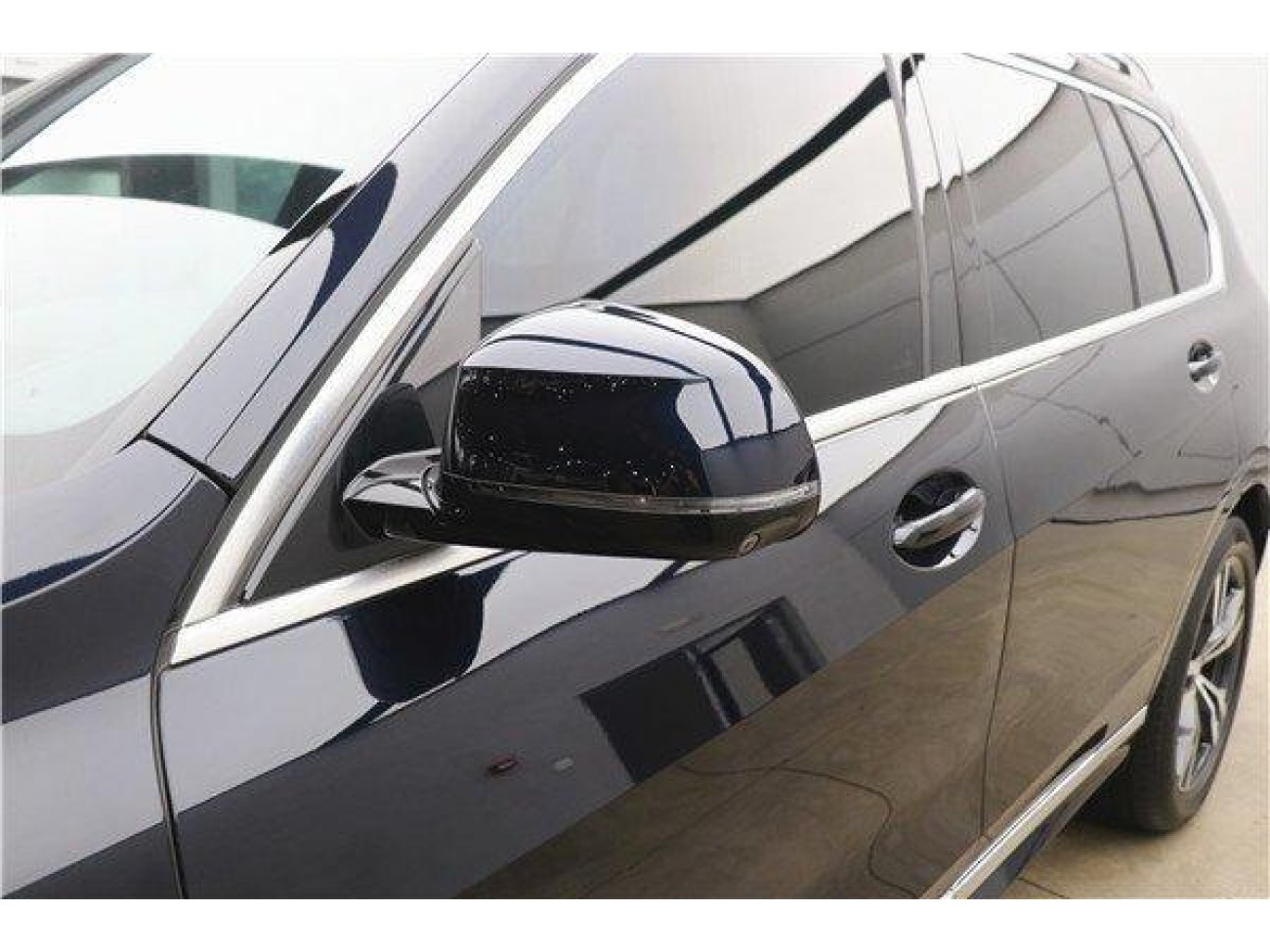 BMW X7 2021
