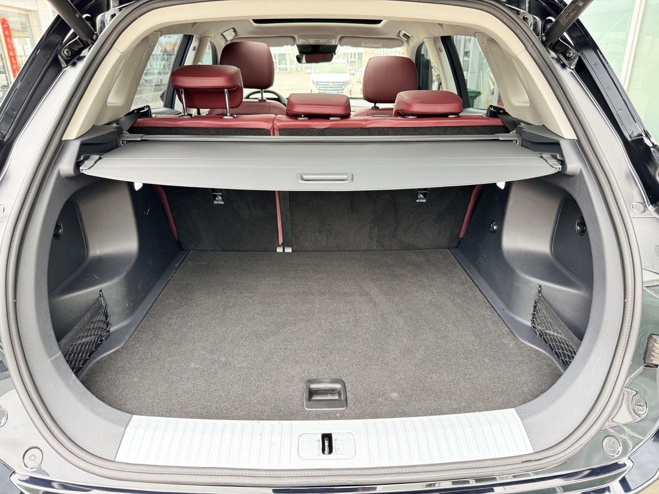 Hongqi HS5 2024