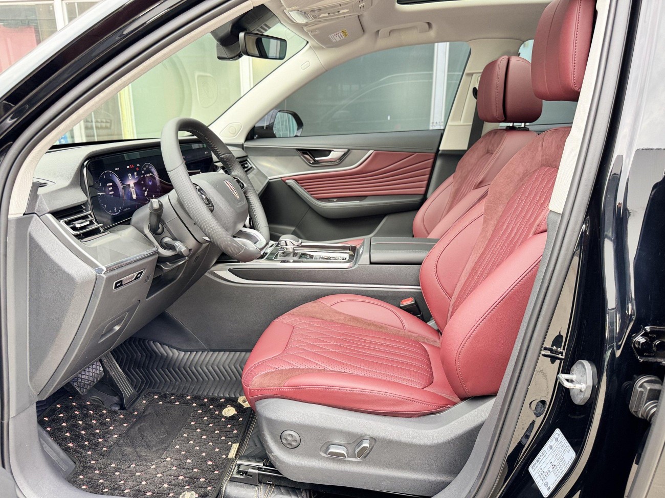 Hongqi HS5 2024