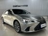 Lexus ES 200 2025