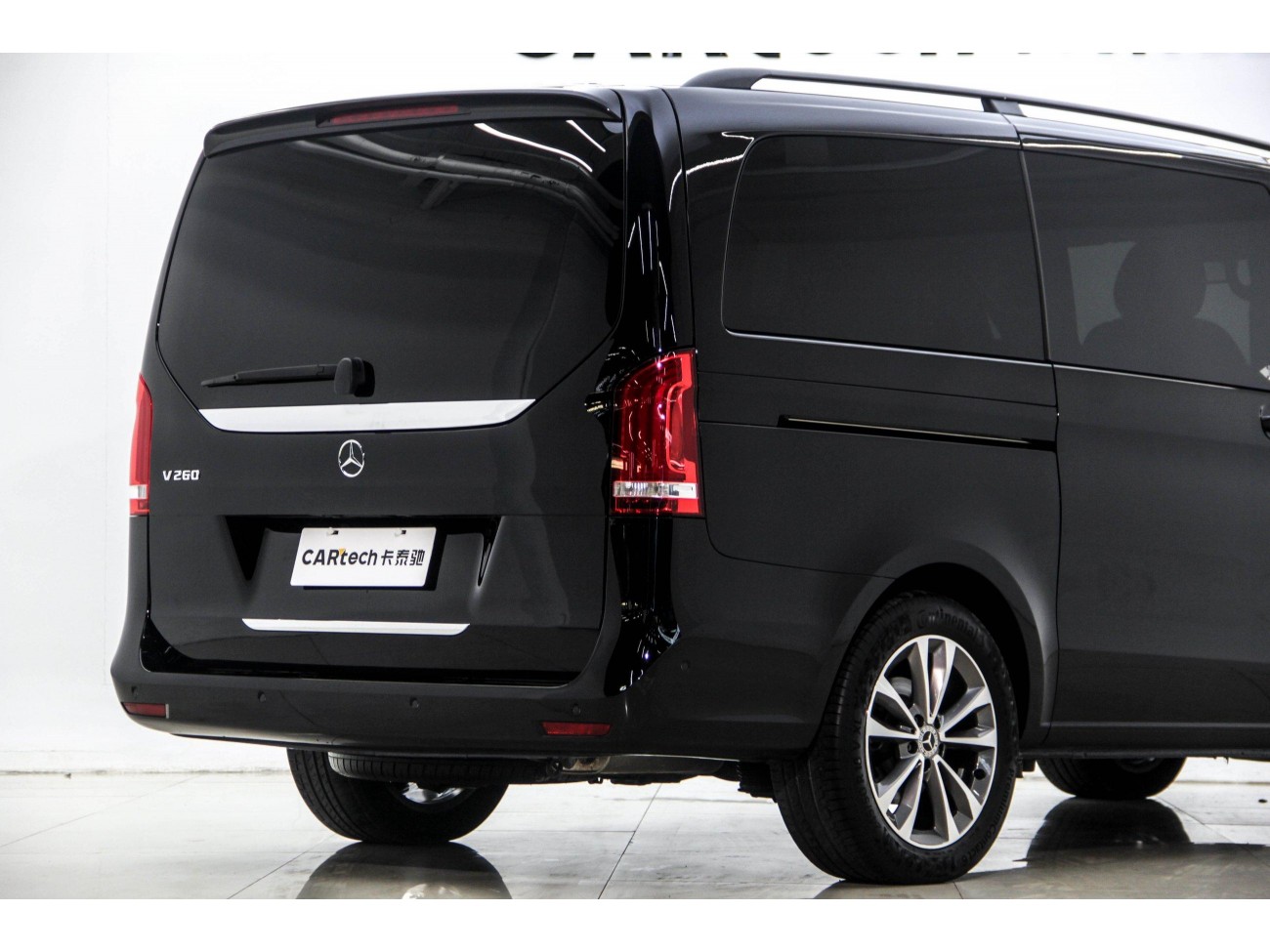Mercedes-Benz V 2024