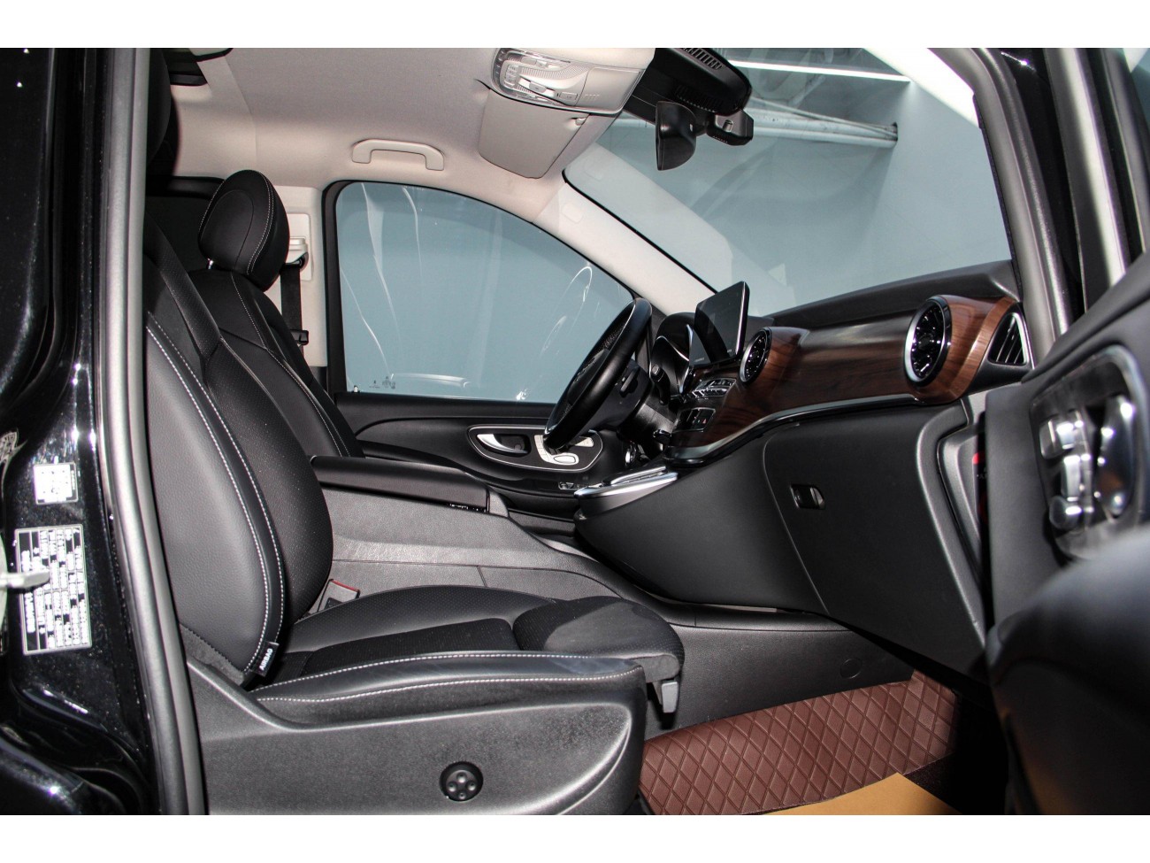 Mercedes-Benz V 2024