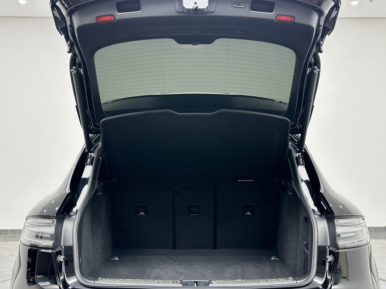 Porsche Macan 2021