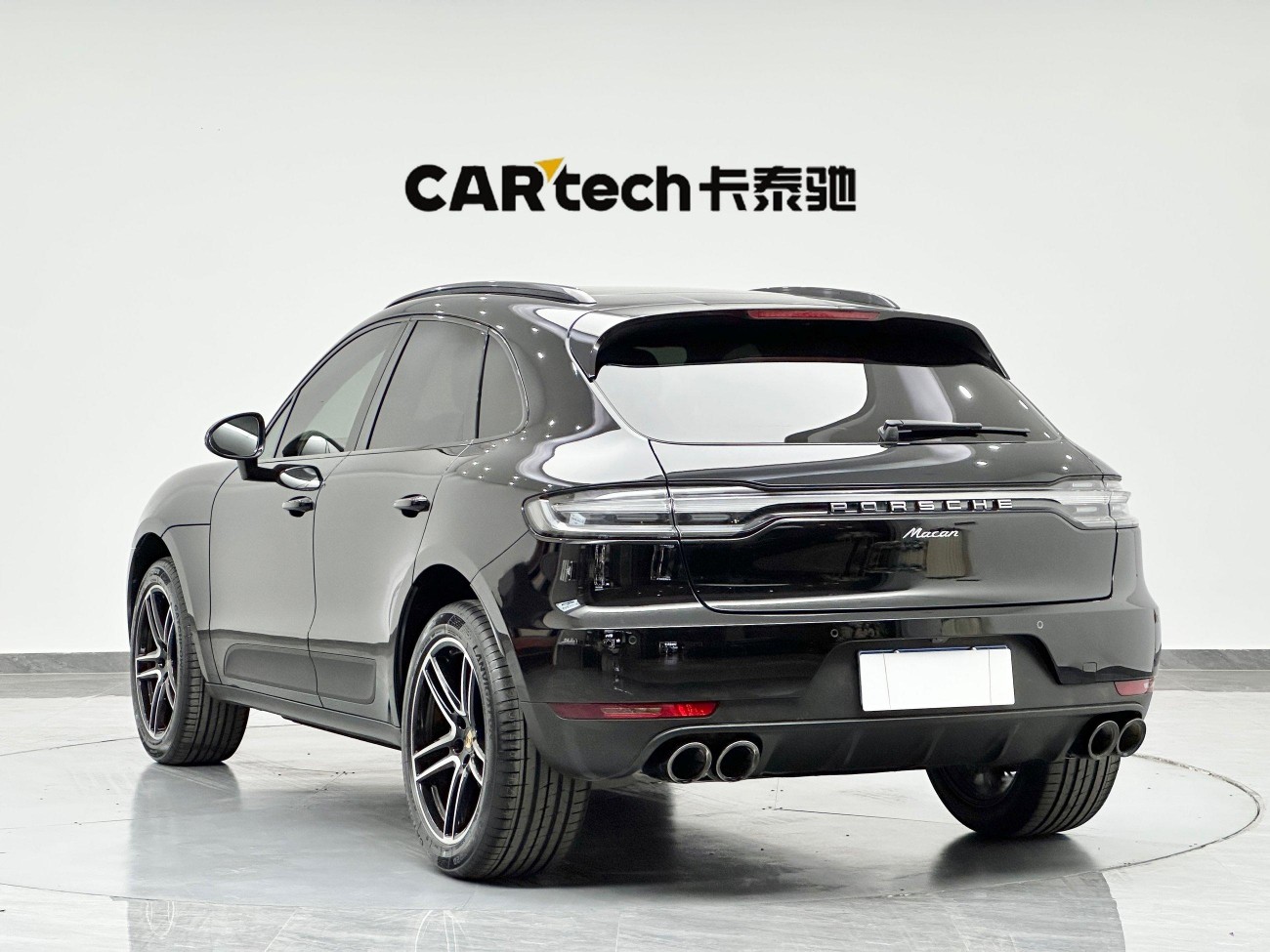 Porsche Macan 2021