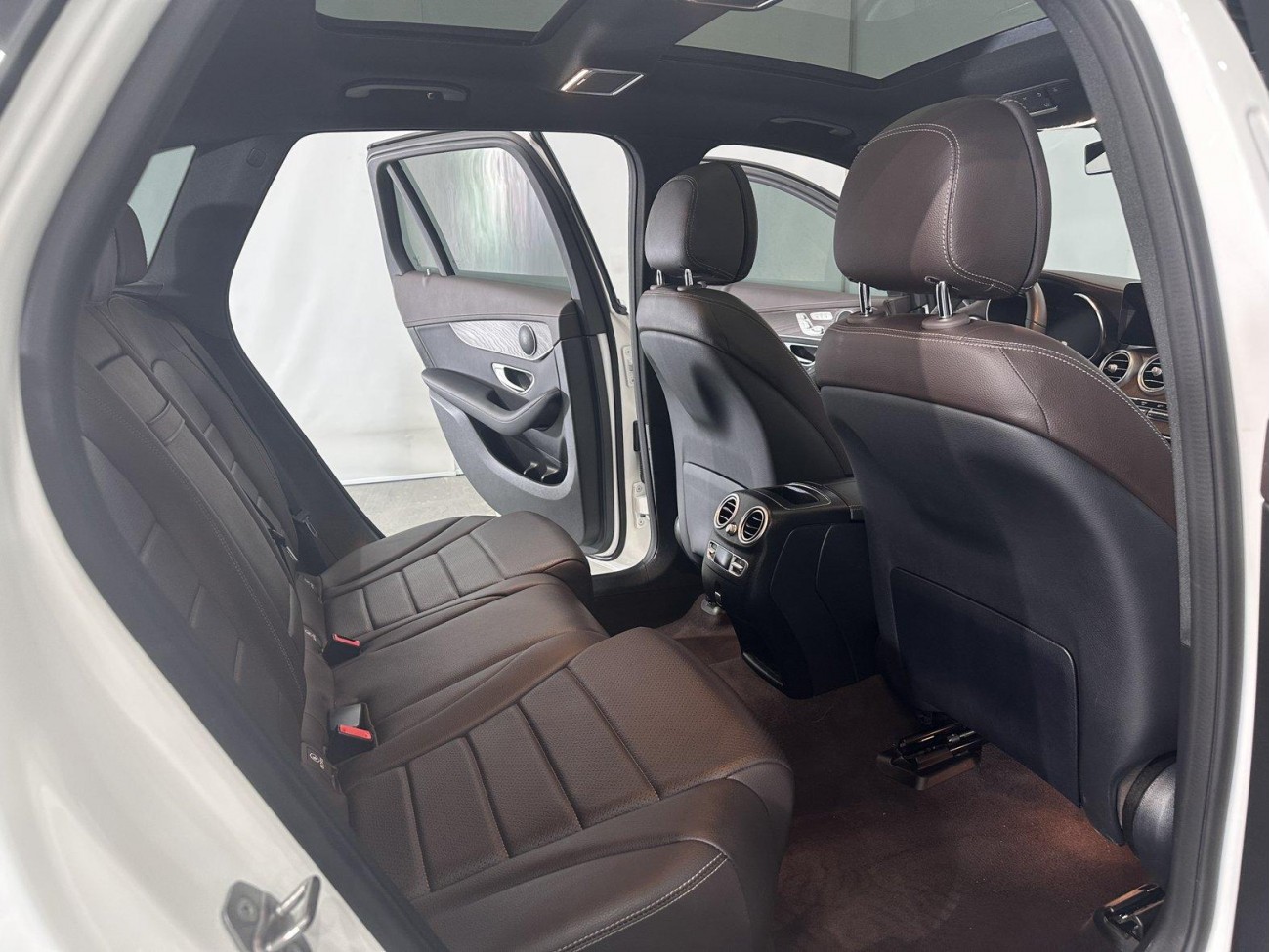 Mercedes-Benz GLC 300 L 2023