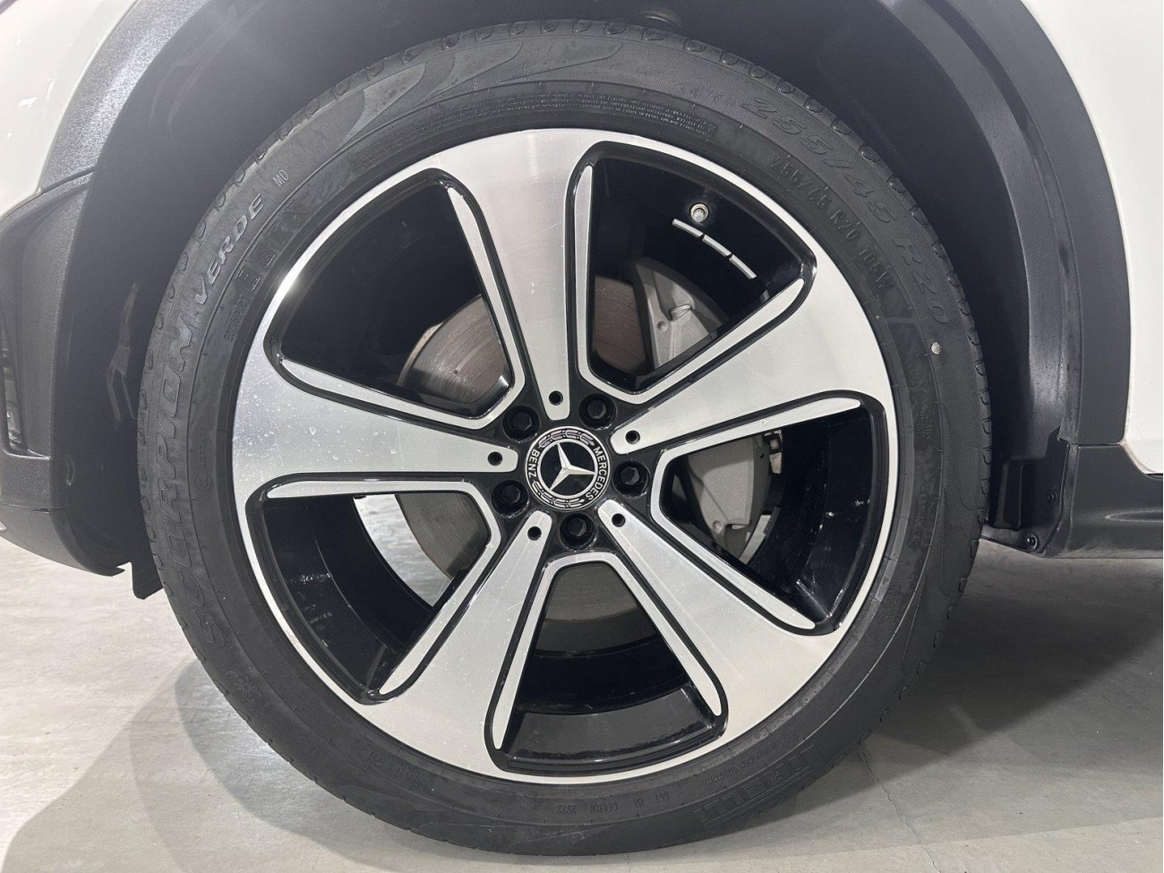 Mercedes-Benz GLC 300 L 2023