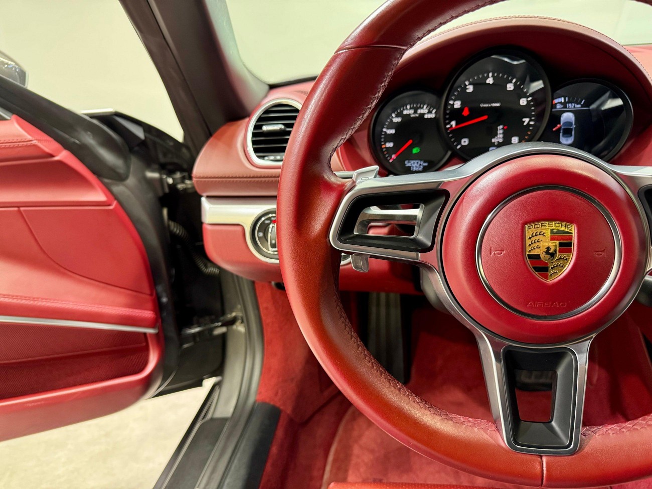 Porsche Boxster 2020