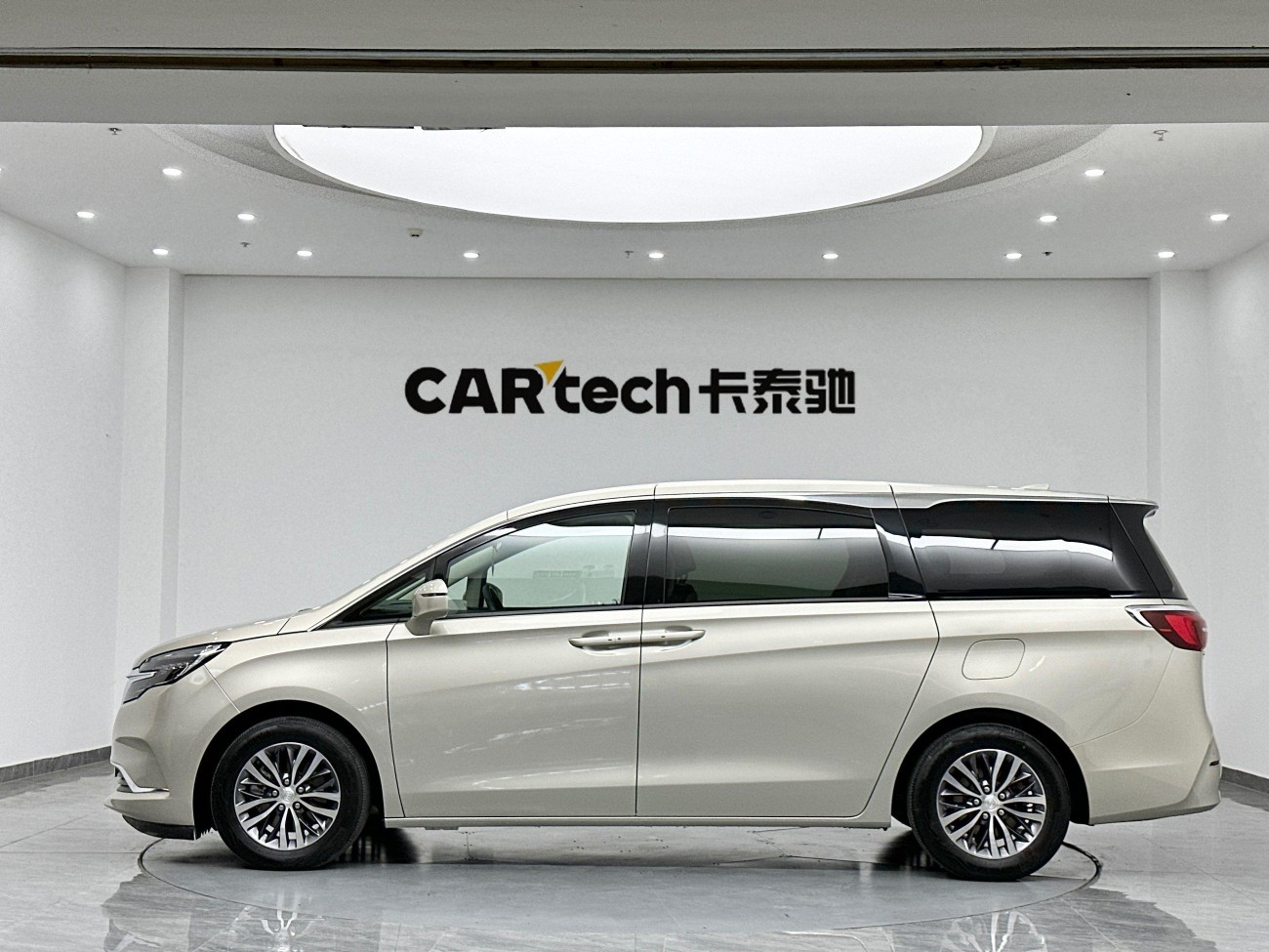 Buick GL8 2022