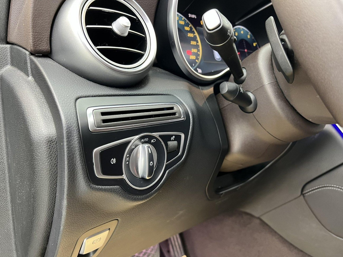 Mercedes-Benz GLC 300 L 2021