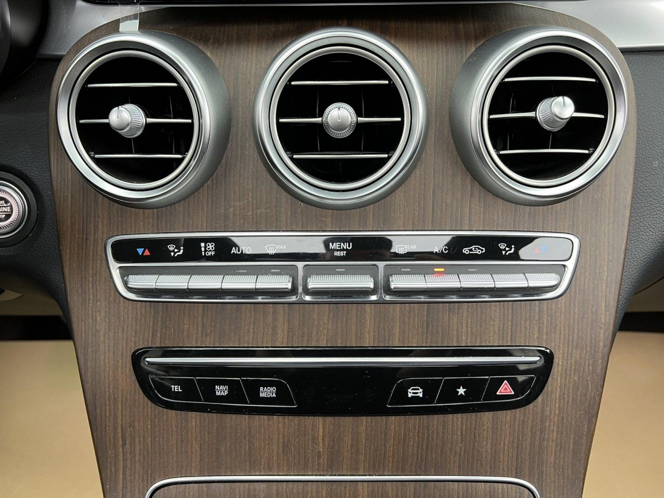 Mercedes-Benz GLC 300 L 2021