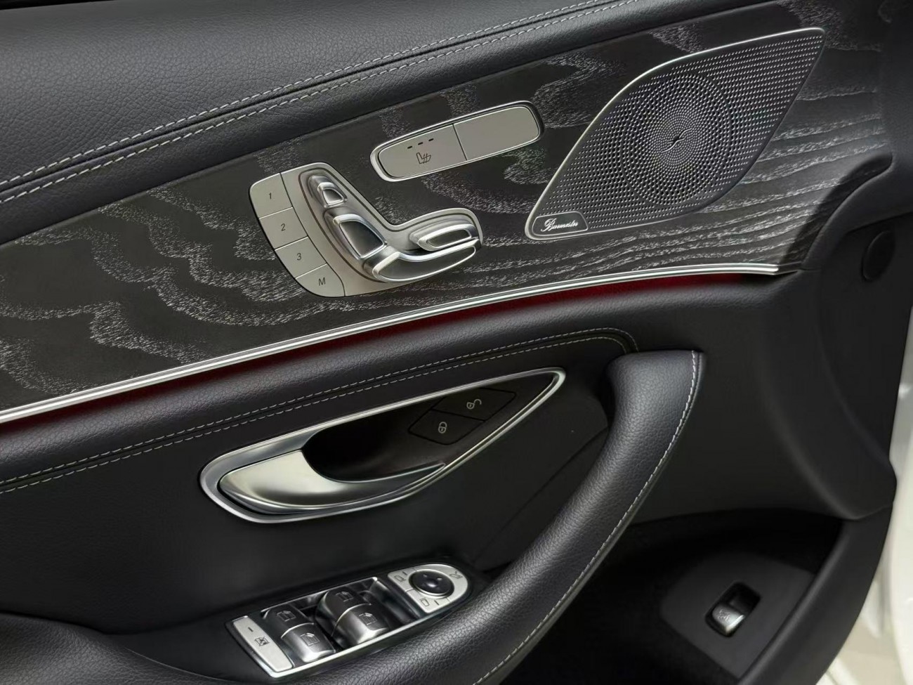 Mercedes-Benz CLS 300 2024