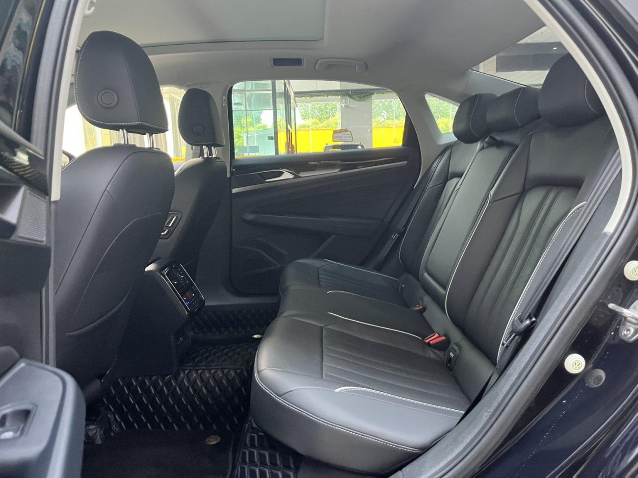 Volkswagen Passat 2023