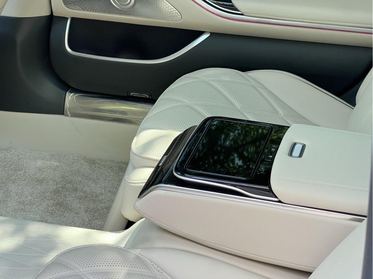 Mercedes-Benz S 480 4MATIC 2026