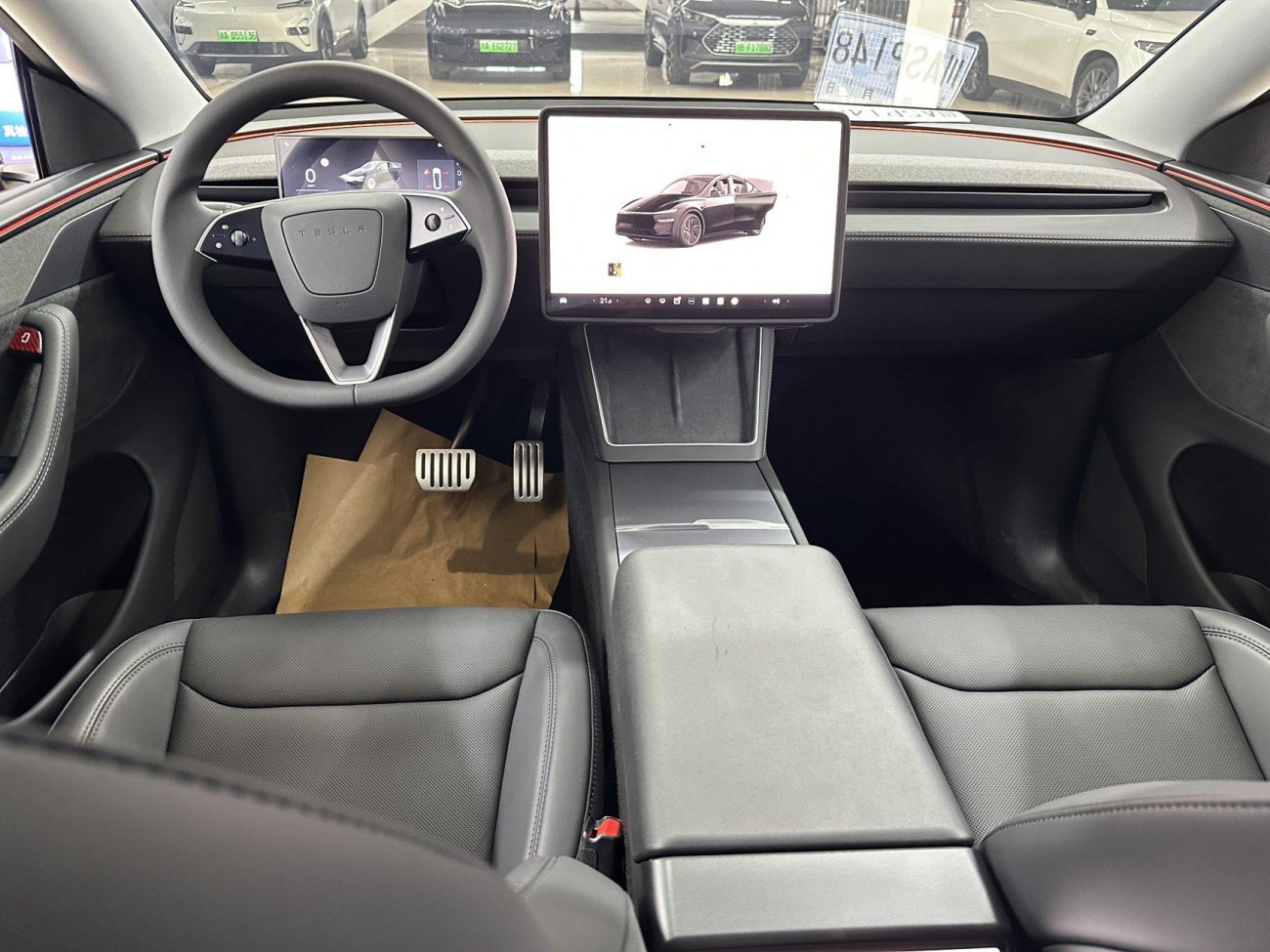 Tesla Model Y 2025