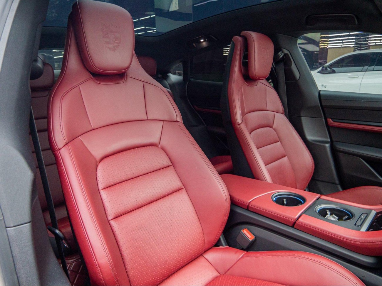 Porsche Taycan 2021