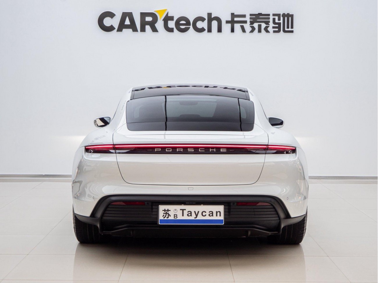 Porsche Taycan 2021